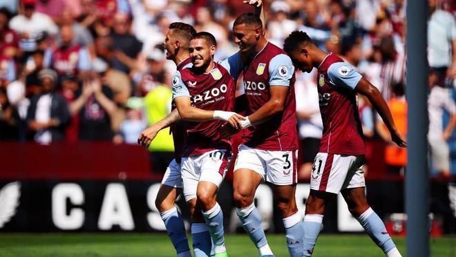 电竞跨界合作新品发布会举行