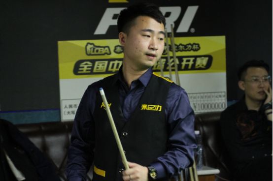 空中动作的 空中动作的